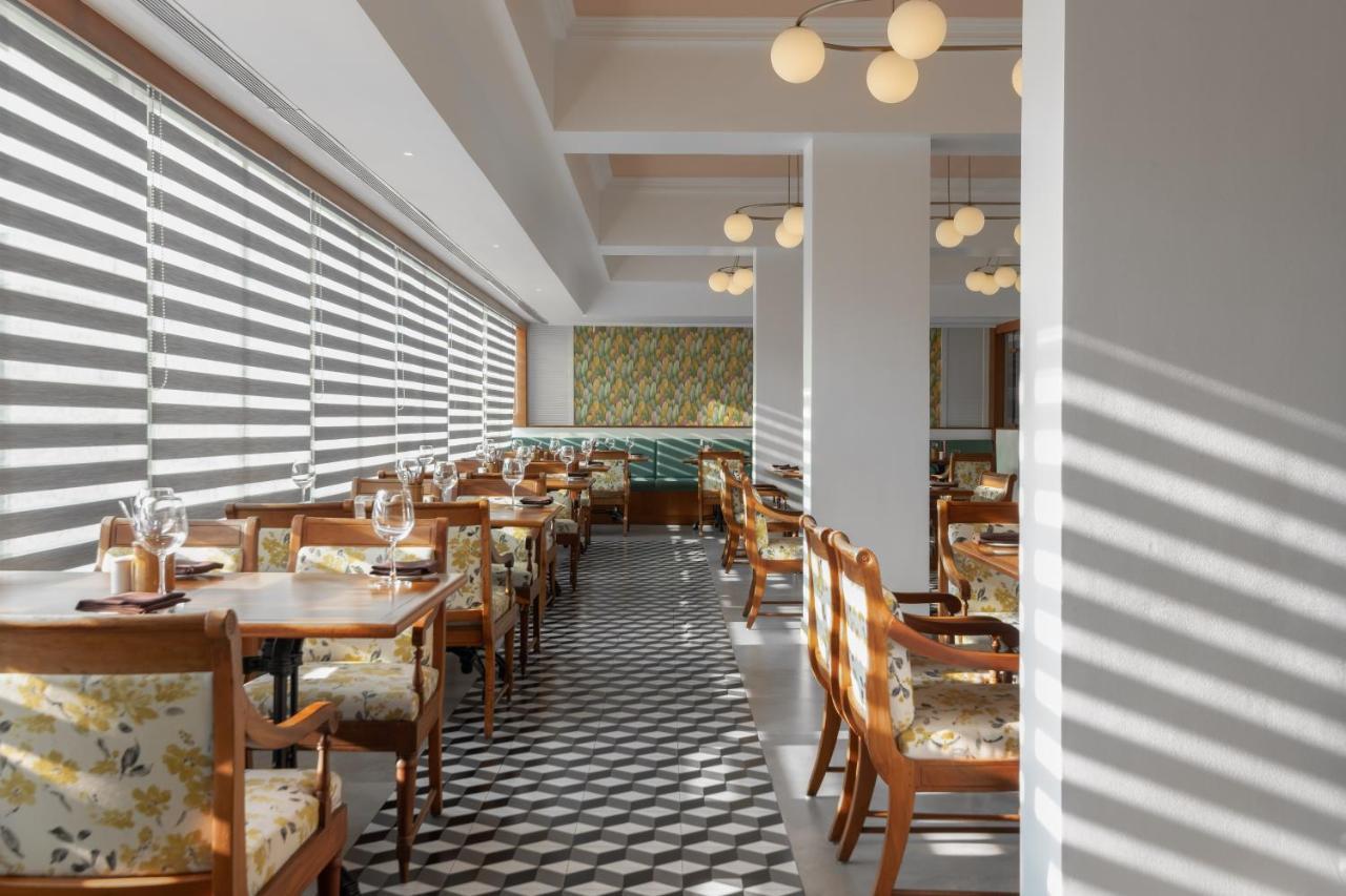 The Avenue Regent Hotel Kochi Екстериор снимка