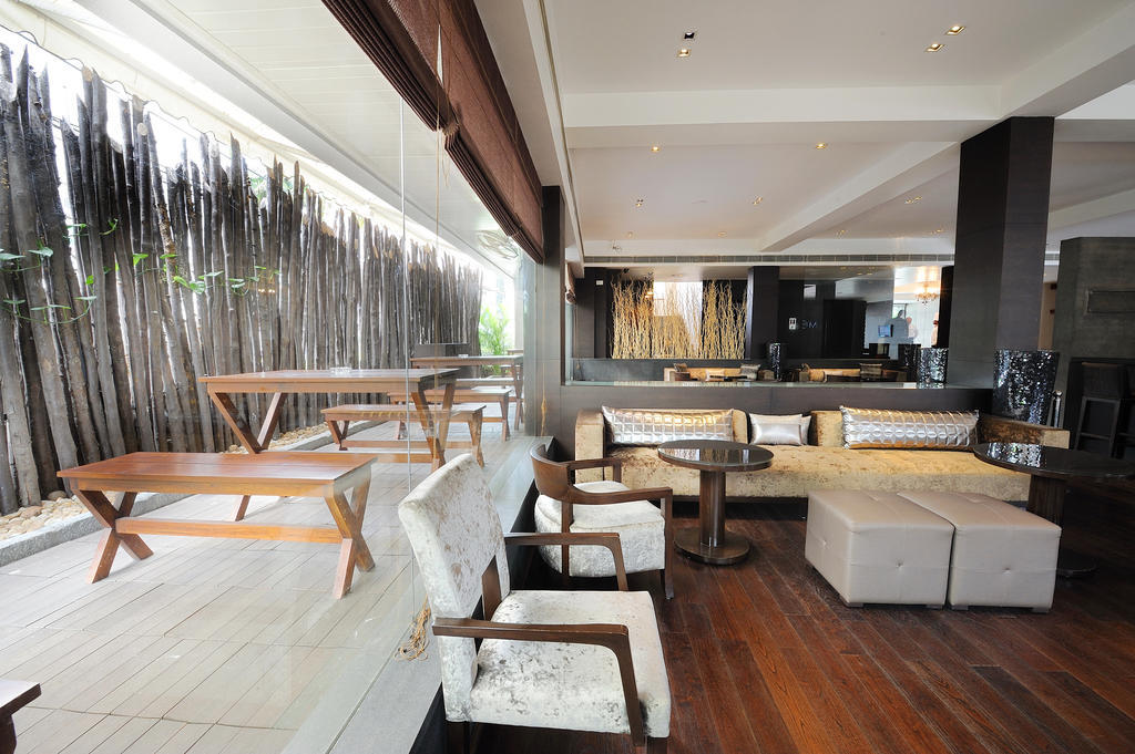 The Avenue Regent Hotel Kochi Екстериор снимка